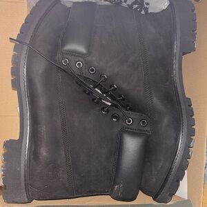 Men’s Timberland all black size 13 worn once